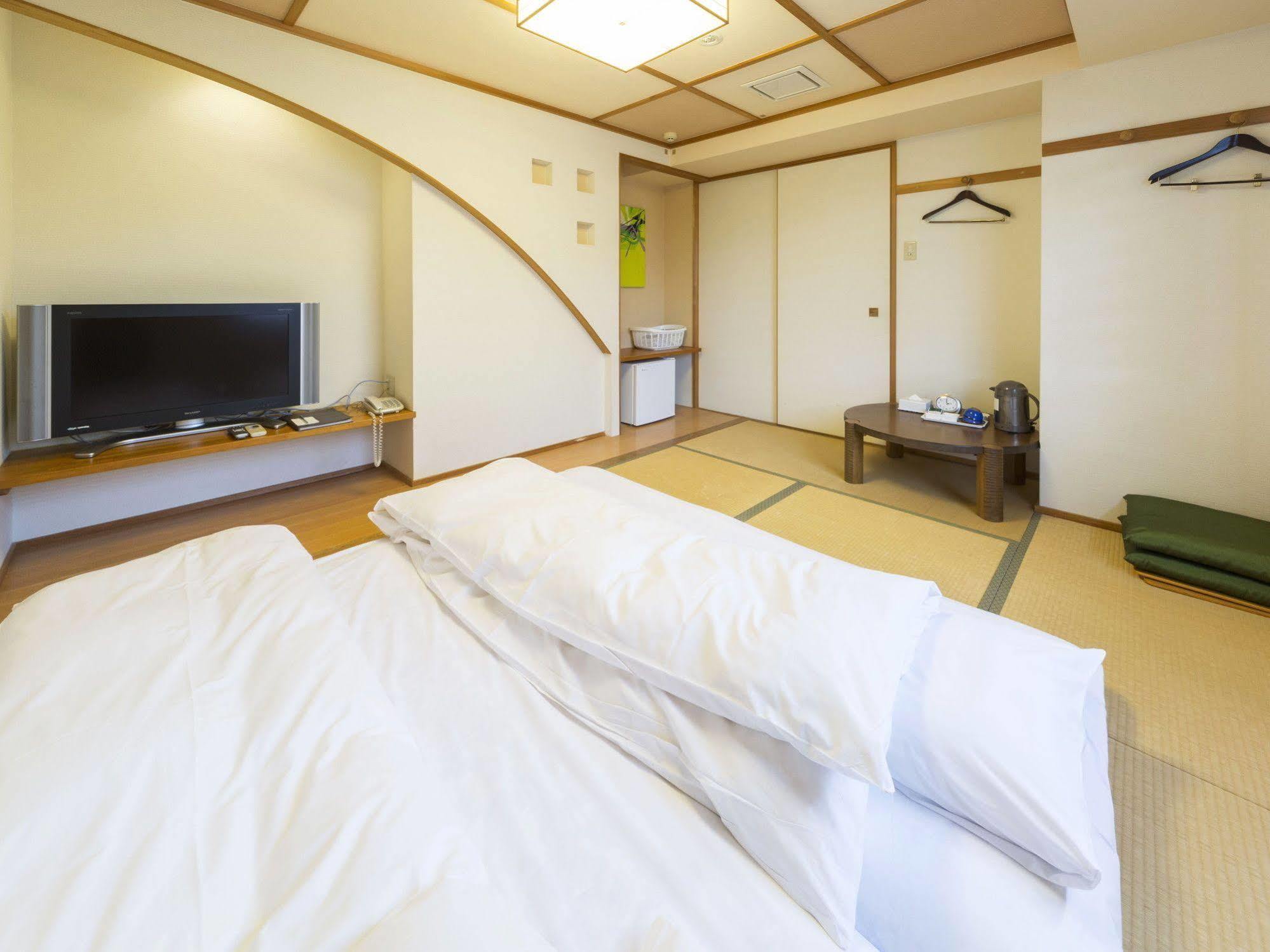 Hotel Minatoya Kōchi Eksteriør billede